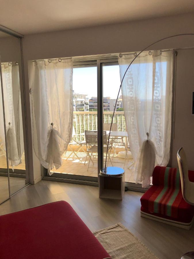 Charmant Studio A Cros De Cagnes Exteriér fotografie