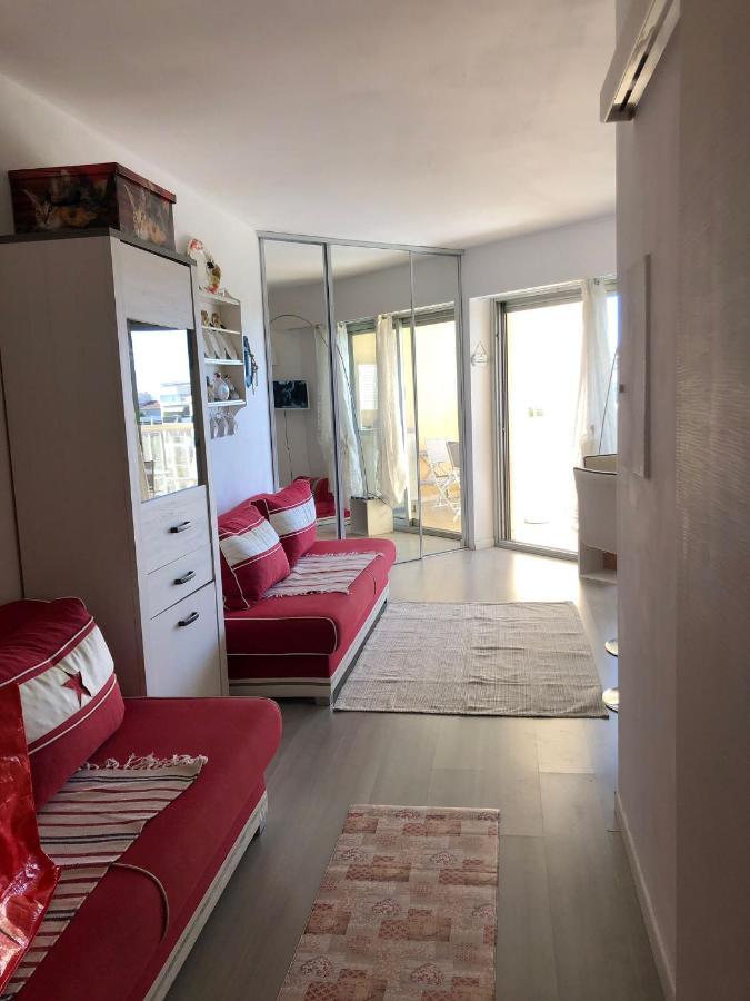 Charmant Studio A Cros De Cagnes Exteriér fotografie