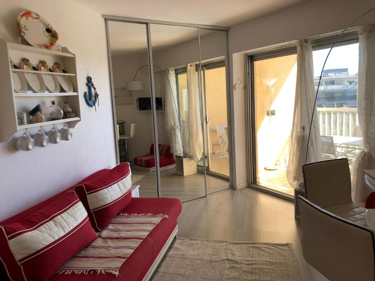 Charmant Studio A Cros De Cagnes Exteriér fotografie