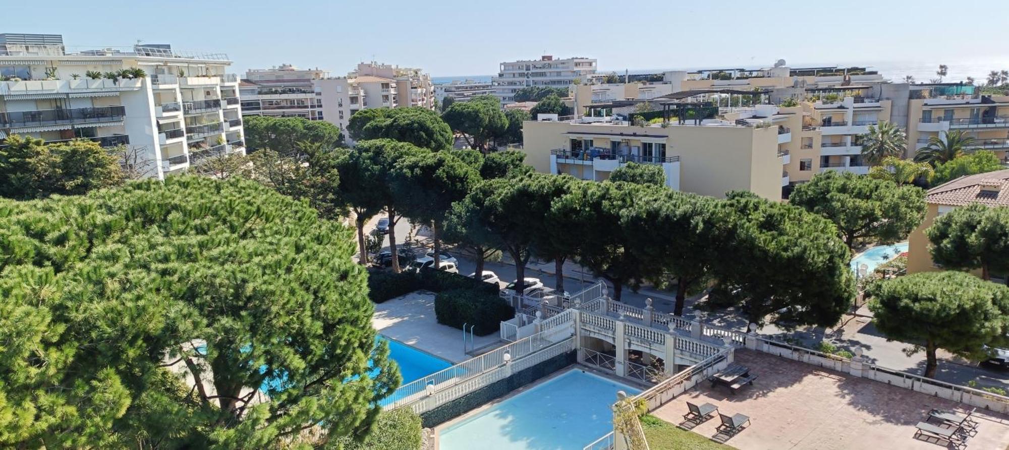 Charmant Studio A Cros De Cagnes Exteriér fotografie